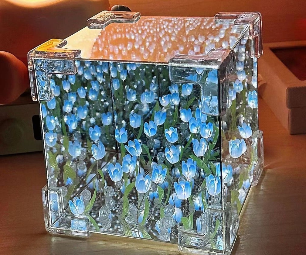 LAMPARA MÁGICA DE TULIPANES